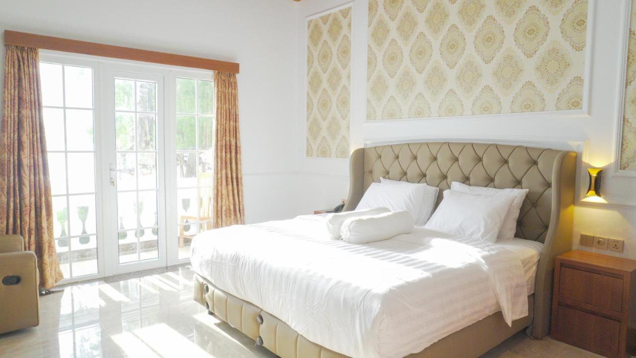 Gili Beachfront Suites Gili Trawangan Luaran gambar